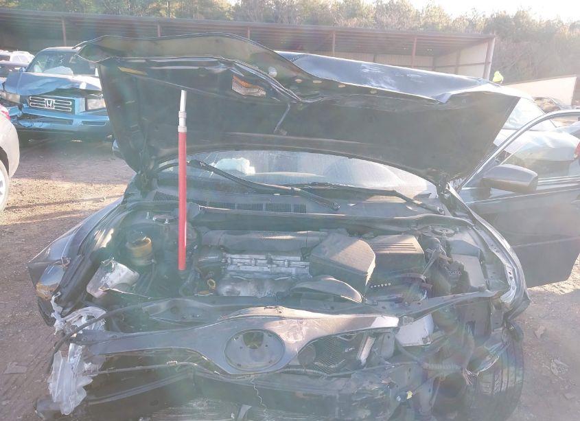 Photo 10 of 2011 Toyota Camry LE (VIN 4T1BF3EK2BU174727)