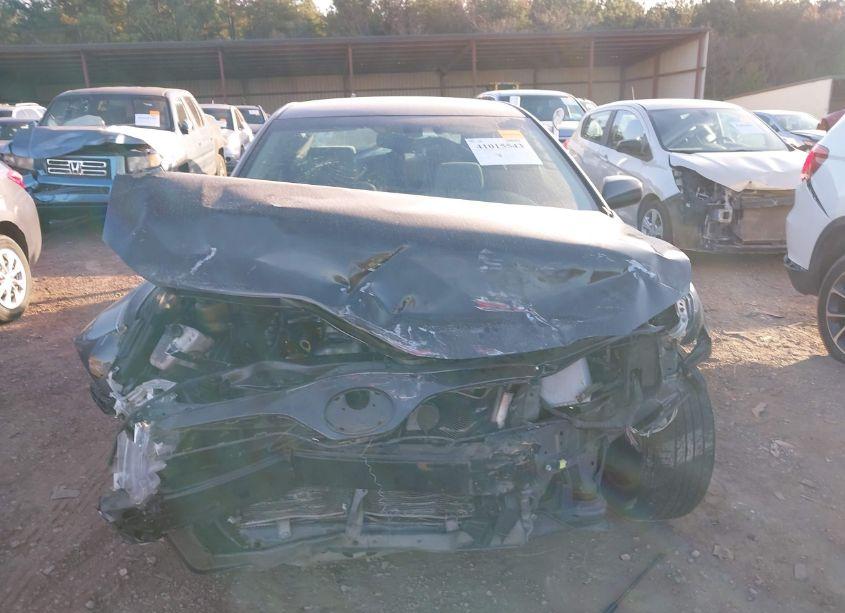 Photo 6 of 2011 Toyota Camry LE (VIN 4T1BF3EK2BU174727)