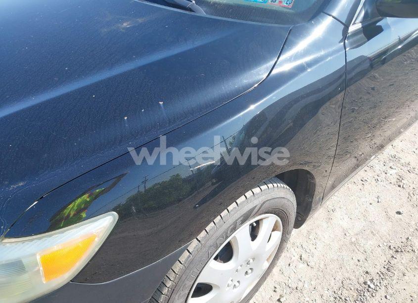 Photo 6 of 2011 Toyota Camry LE (VIN 4T1BF3EK2BU174758)