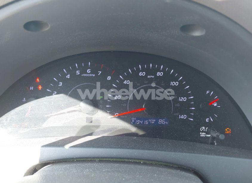 Photo 7 of 2011 Toyota Camry LE (VIN 4T1BF3EK2BU174758)