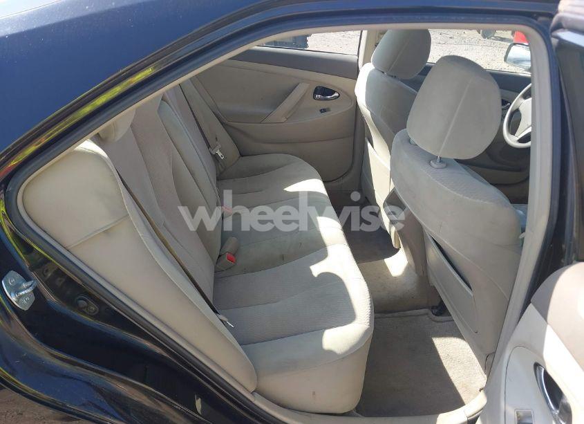 Photo 8 of 2011 Toyota Camry LE (VIN 4T1BF3EK2BU174758)