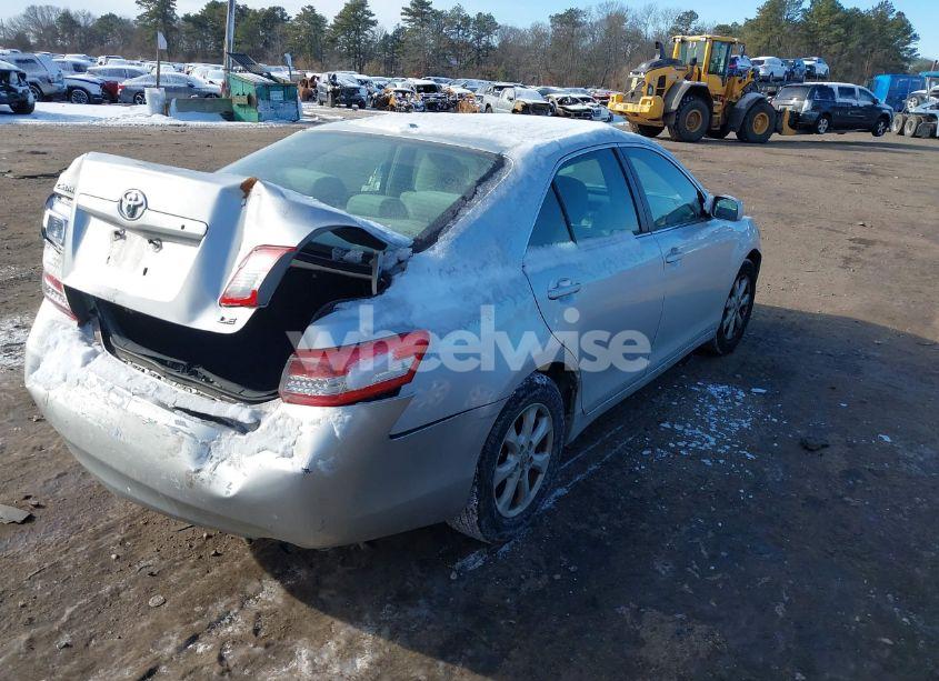 Photo 4 of 2011 Toyota Camry LE (VIN 4T1BF3EK2BU178650)