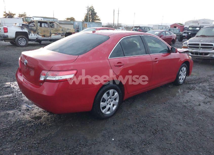 Photo 4 of 2011 Toyota Camry LE (VIN 4T1BF3EK2BU181497)