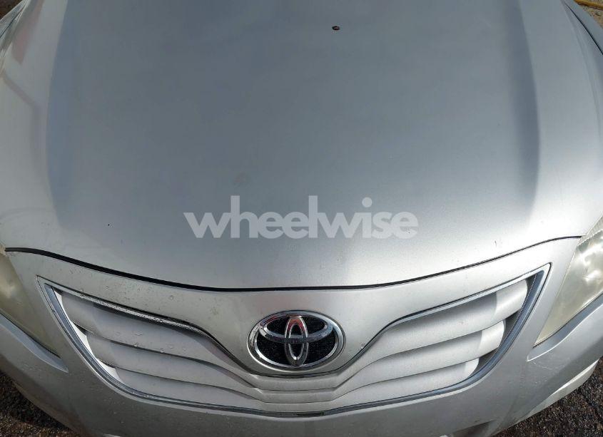 Photo 10 of 2011 Toyota Camry LE (VIN 4T1BF3EK2BU190166)