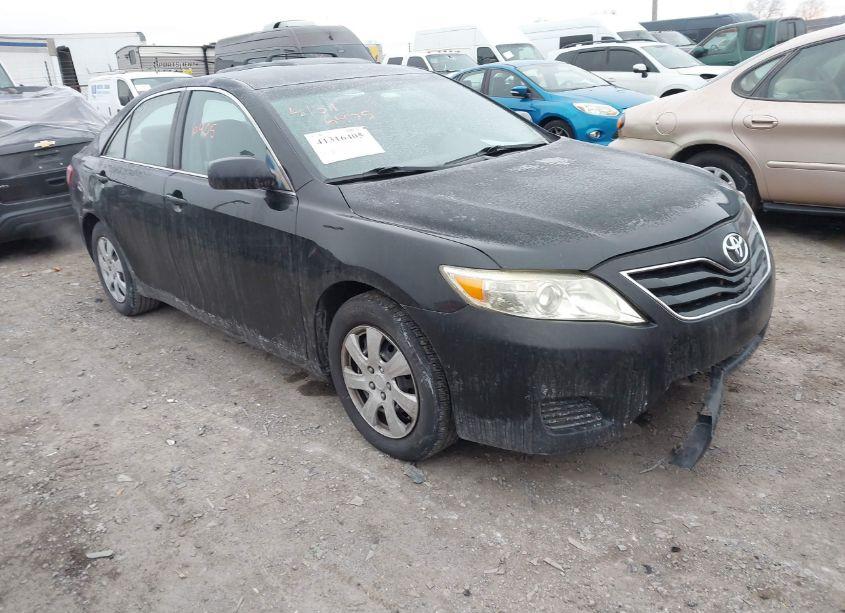 2011 Toyota Camry (VIN 4T1BF3EK2BU191107) main photo