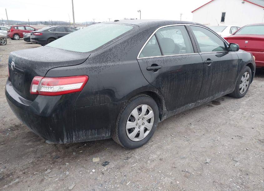 Photo 4 of 2011 Toyota Camry (VIN 4T1BF3EK2BU191107)