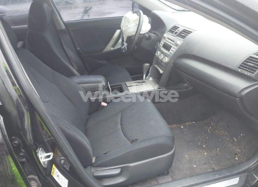 Photo 5 of 2011 Toyota Camry SE (VIN 4T1BF3EK2BU194735)