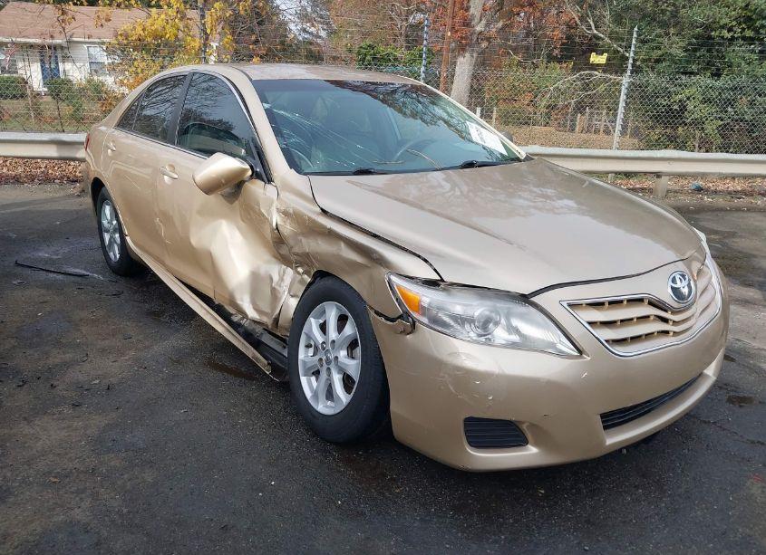 Photo 6 of 2011 Toyota Camry LE (VIN 4T1BF3EK2BU218578)