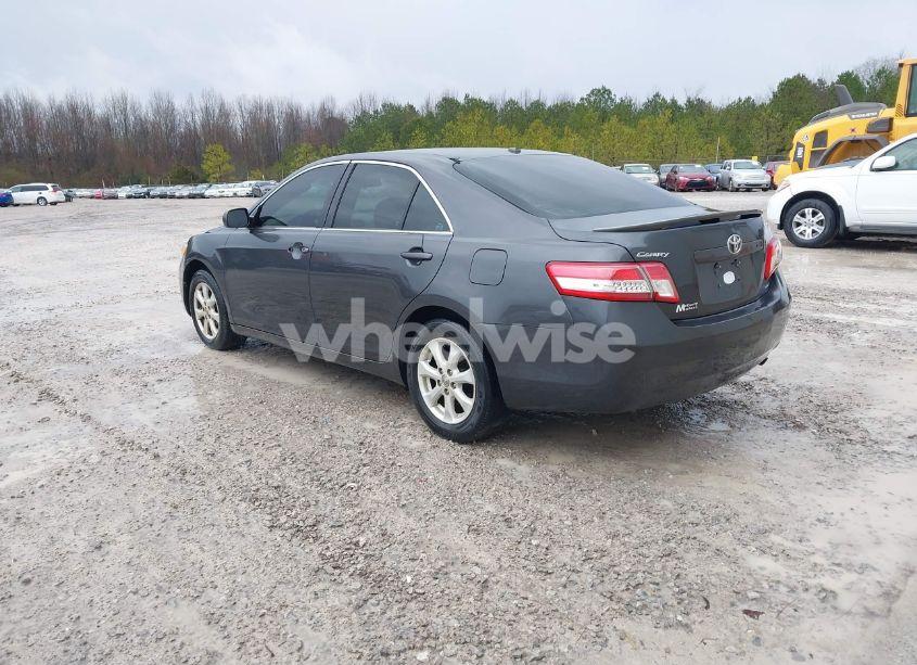 Photo 3 of 2011 Toyota Camry LE (VIN 4T1BF3EK2BU585206)