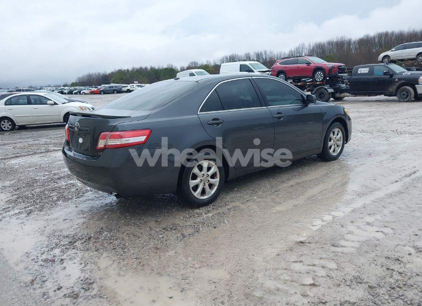 Photo 4 of 2011 Toyota Camry LE (VIN 4T1BF3EK2BU585206)