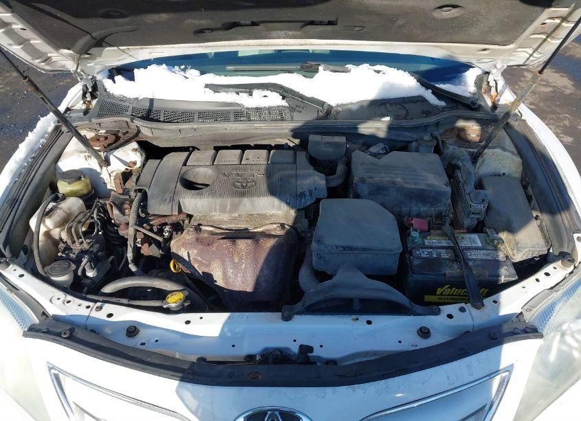 Photo 10 of 2011 Toyota Camry XLE (VIN 4T1BF3EK2BU595427)