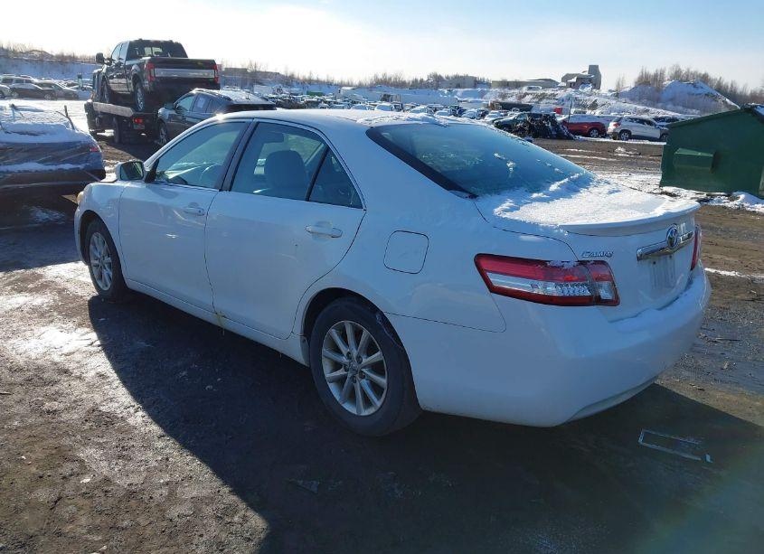 Photo 3 of 2011 Toyota Camry XLE (VIN 4T1BF3EK2BU595427)