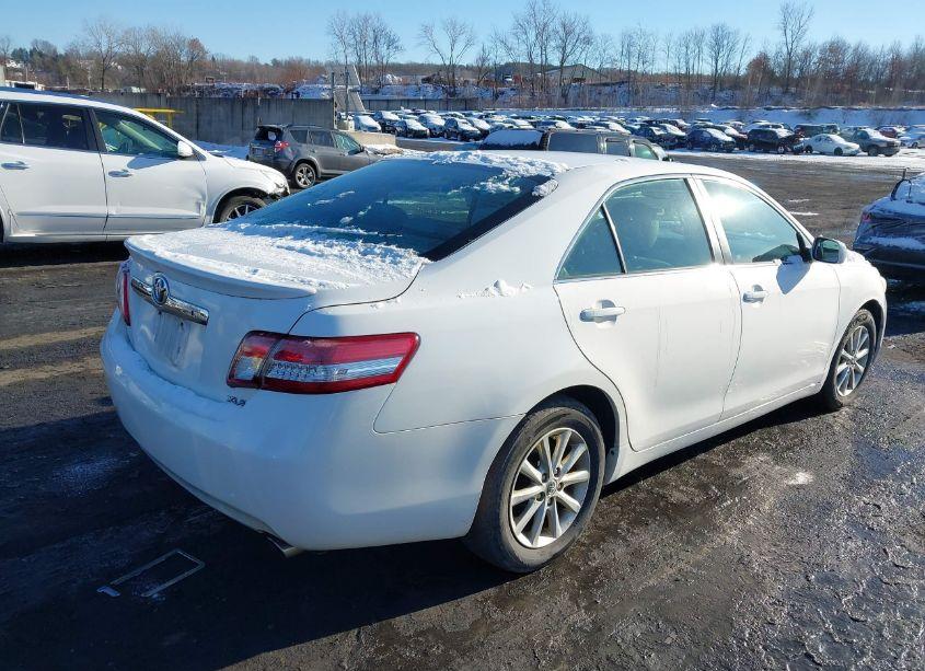 Photo 4 of 2011 Toyota Camry XLE (VIN 4T1BF3EK2BU595427)