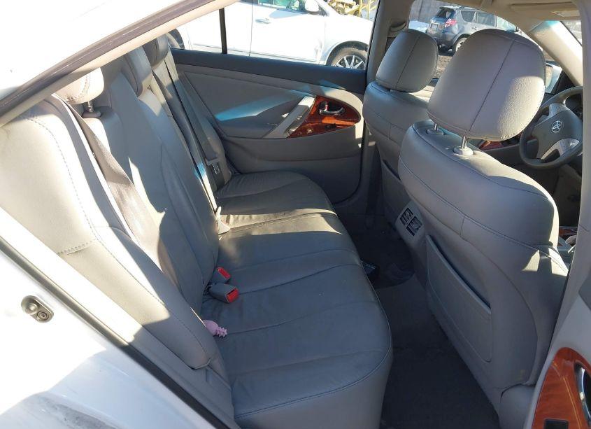 Photo 8 of 2011 Toyota Camry XLE (VIN 4T1BF3EK2BU595427)