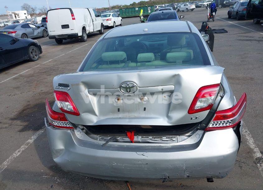 Photo 16 of 2011 Toyota Camry SE/LE/XLE (VIN 4T1BF3EK2BU605745)