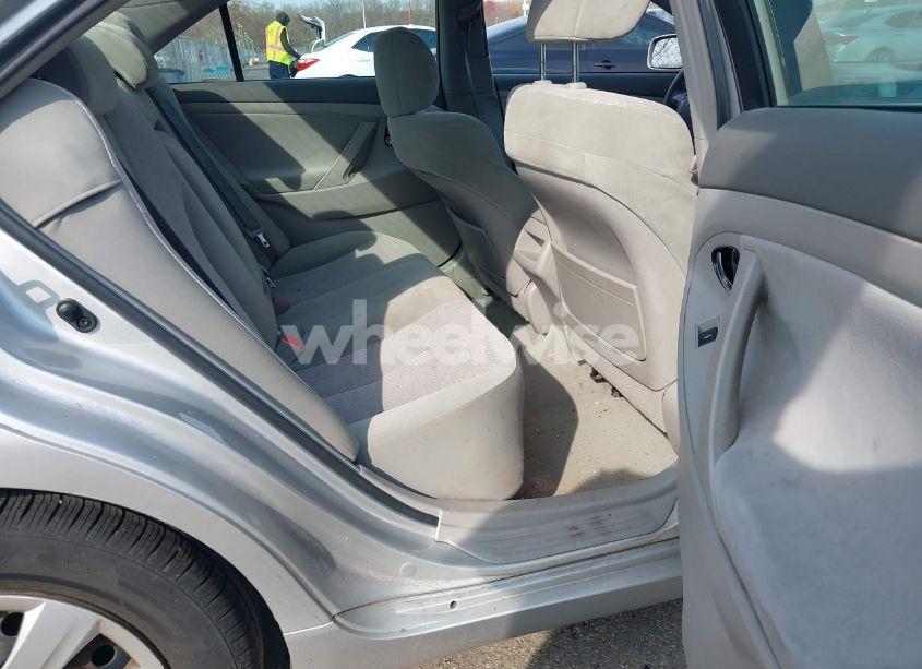 Photo 8 of 2011 Toyota Camry SE/LE/XLE (VIN 4T1BF3EK2BU605745)