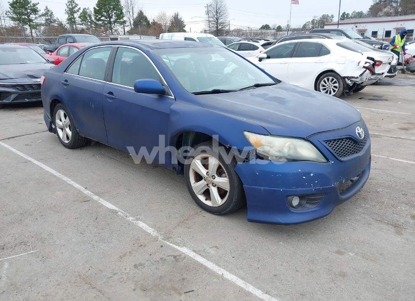 2011 Toyota Camry SE (VIN 4T1BF3EK2BU625865) main photo