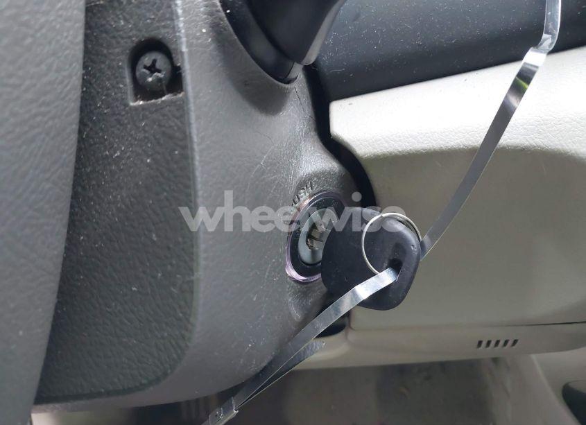 Photo 11 of 2011 Toyota Camry LE (VIN 4T1BF3EK2BU633898)