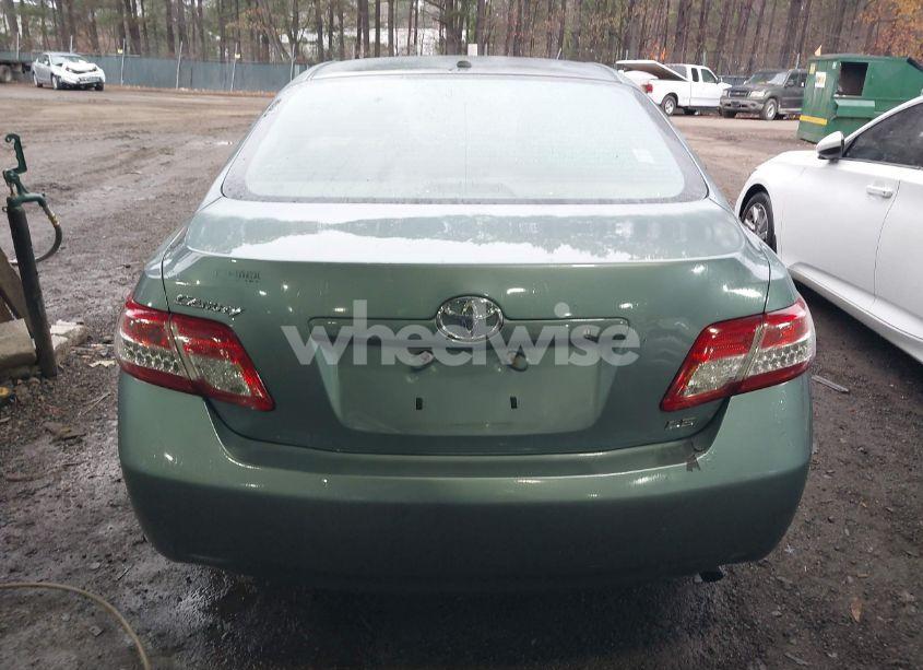 Photo 16 of 2011 Toyota Camry LE (VIN 4T1BF3EK2BU633898)