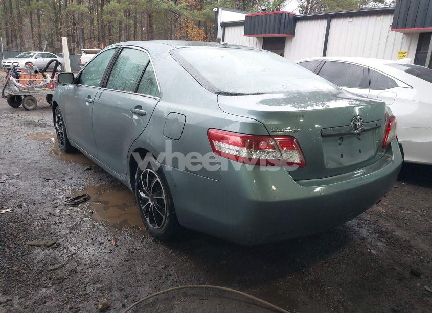 Photo 3 of 2011 Toyota Camry LE (VIN 4T1BF3EK2BU633898)