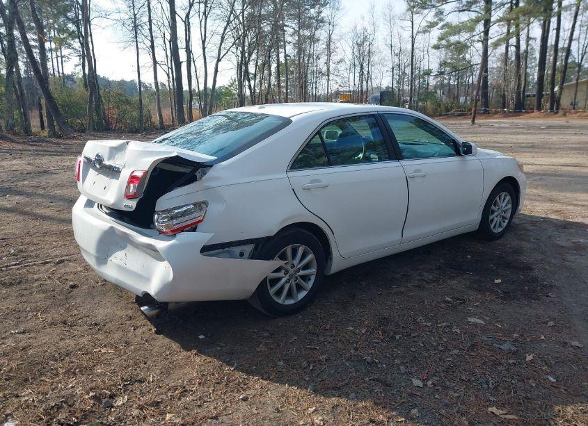 Photo 4 of 2011 Toyota Camry XLE (VIN 4T1BF3EK2BU634761)