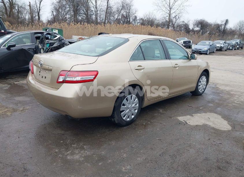 Photo 4 of 2011 Toyota Camry (VIN 4T1BF3EK2BU664715)