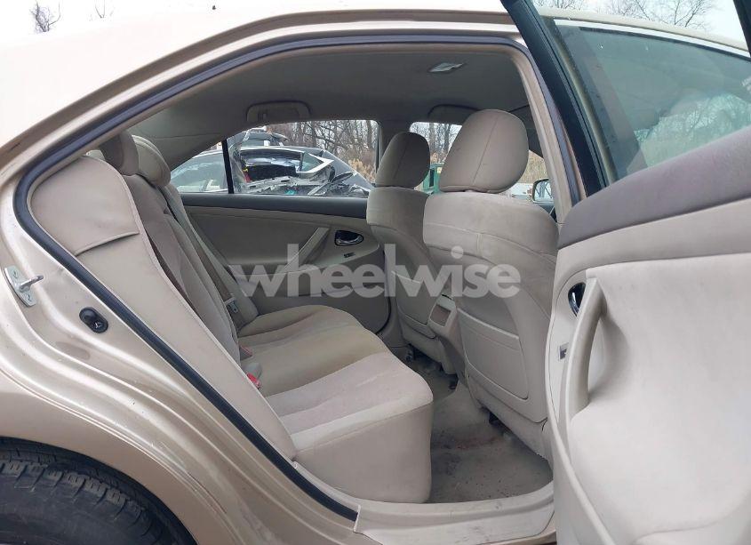 Photo 8 of 2011 Toyota Camry (VIN 4T1BF3EK2BU664715)