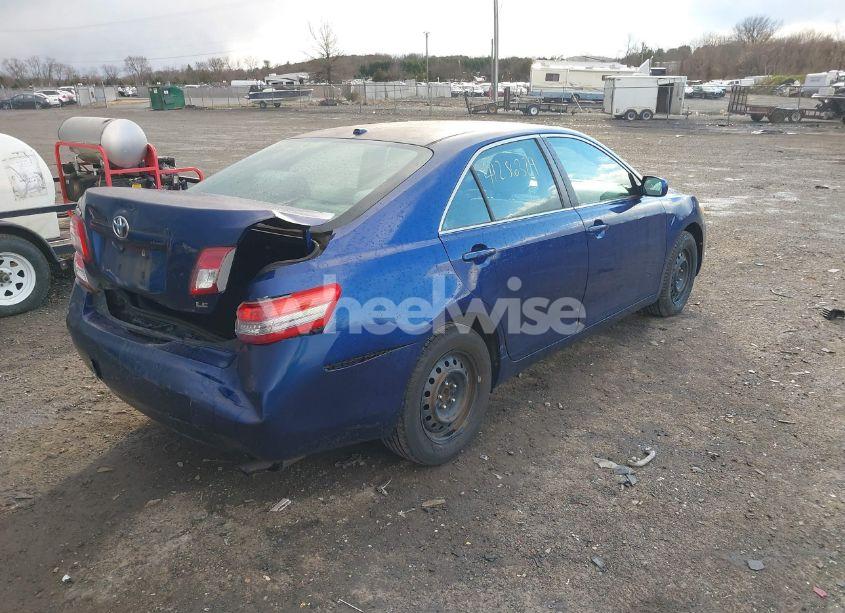 Photo 4 of 2011 Toyota Camry LE (VIN 4T1BF3EK2BU665542)
