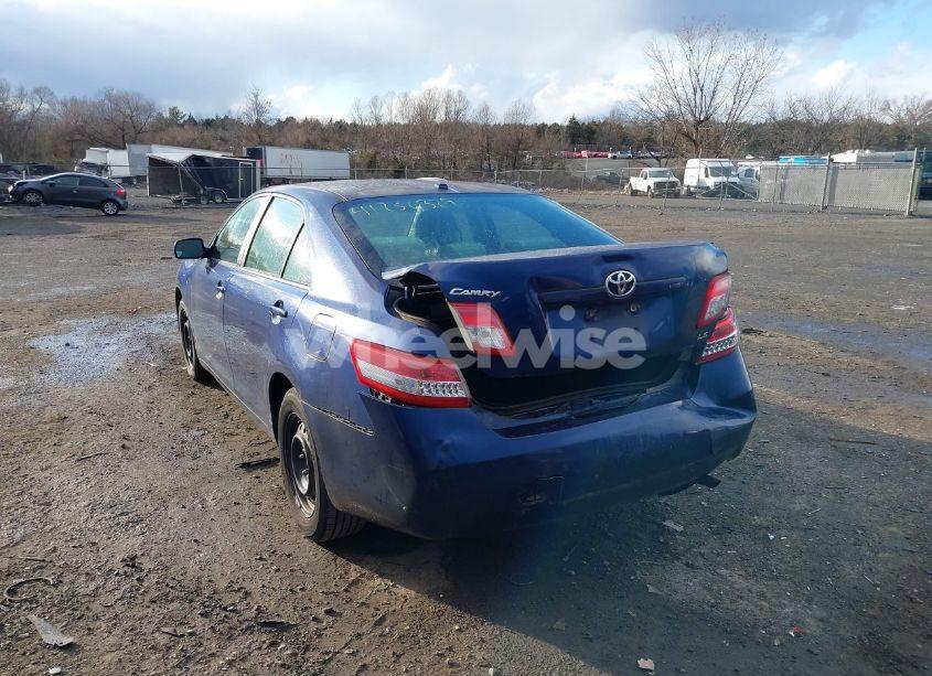 Photo 6 of 2011 Toyota Camry LE (VIN 4T1BF3EK2BU665542)