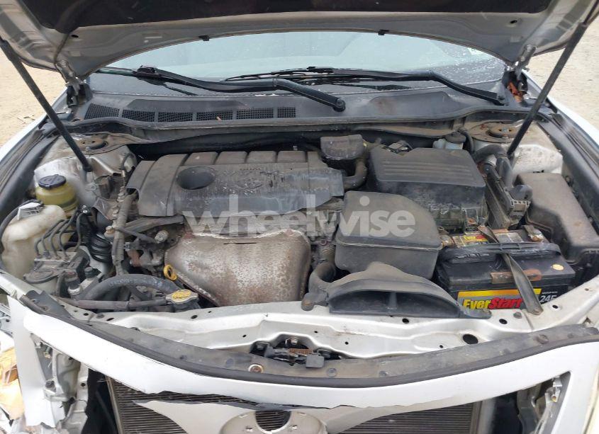 Photo 10 of 2011 Toyota Camry LE (VIN 4T1BF3EK2BU669963)