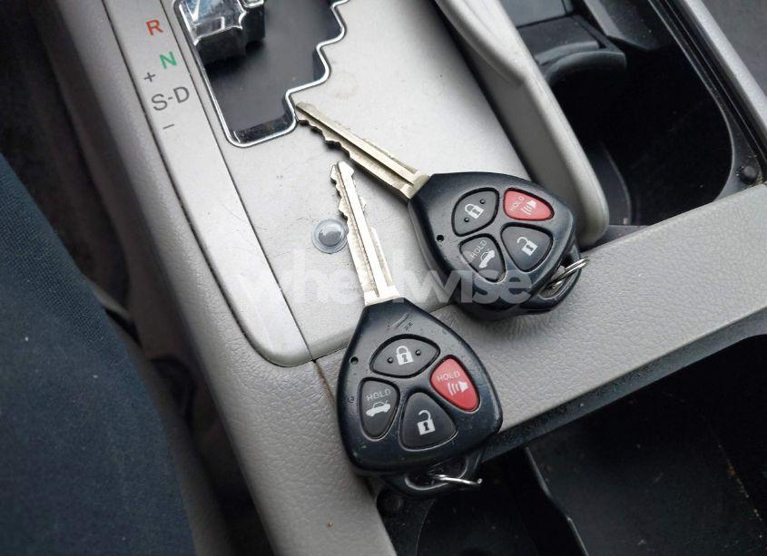 Photo 11 of 2011 Toyota Camry LE (VIN 4T1BF3EK2BU669963)