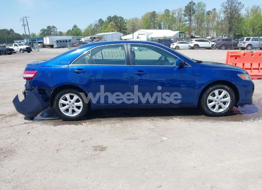 Photo 13 of 2011 Toyota Camry LE (VIN 4T1BF3EK2BU677674)