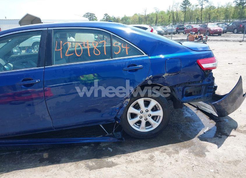 Photo 6 of 2011 Toyota Camry LE (VIN 4T1BF3EK2BU677674)