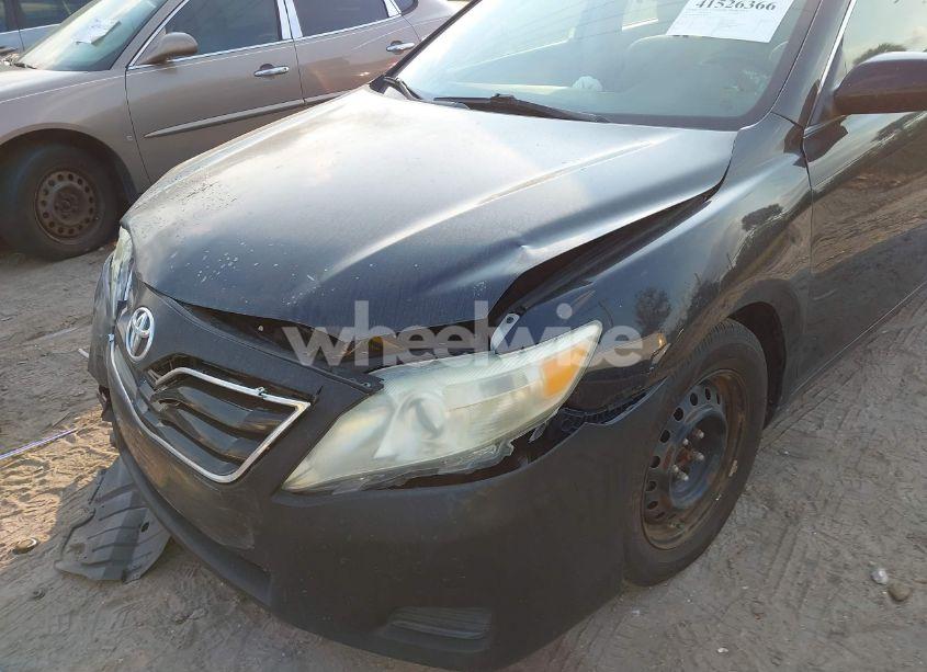 Photo 6 of 2011 Toyota Camry (VIN 4T1BF3EK2BU680655)