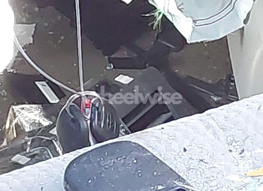 Photo 11 of 2011 Toyota Camry (VIN 4T1BF3EK2BU695267)