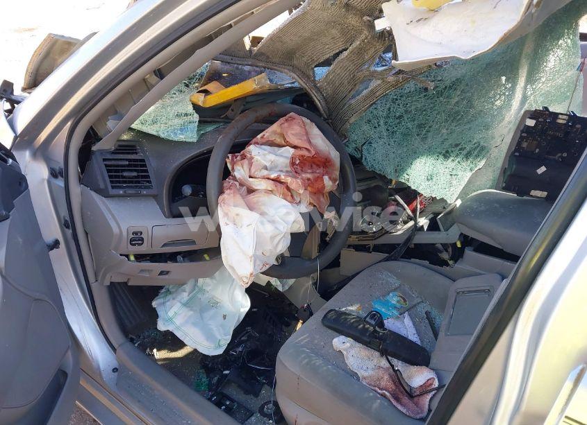 Photo 13 of 2011 Toyota Camry (VIN 4T1BF3EK2BU695267)