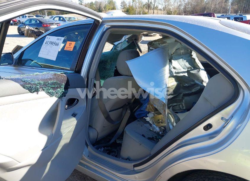 Photo 8 of 2011 Toyota Camry (VIN 4T1BF3EK2BU695267)