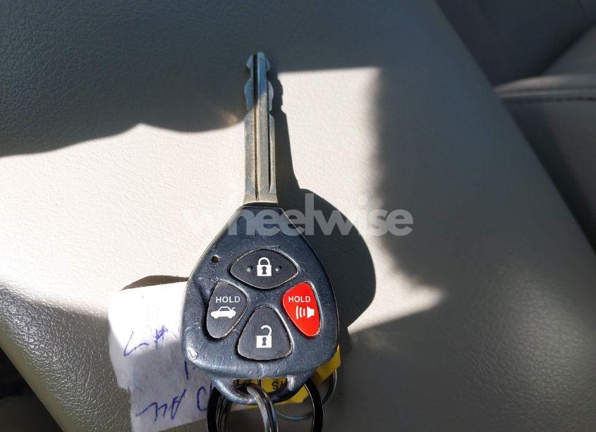 Photo 11 of 2011 Toyota Camry LE (VIN 4T1BF3EK2BU698931)