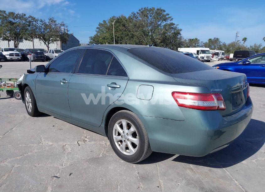 Photo 3 of 2011 Toyota Camry LE (VIN 4T1BF3EK2BU698931)