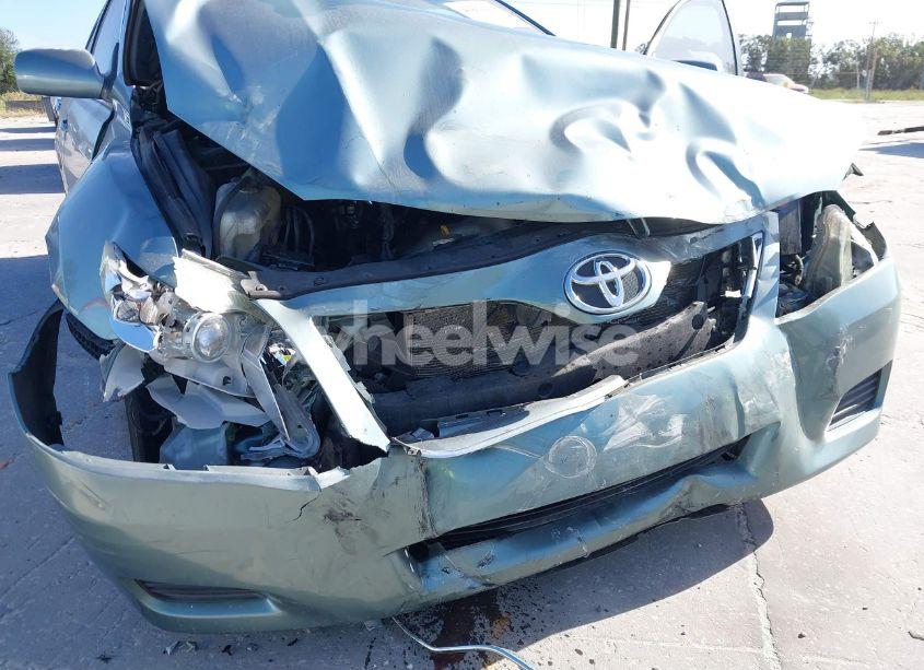 Photo 6 of 2011 Toyota Camry LE (VIN 4T1BF3EK2BU698931)