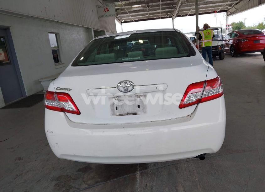 Photo 17 of 2011 Toyota Camry (VIN 4T1BF3EK2BU721835)