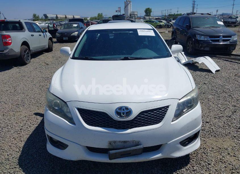 Photo 13 of 2011 Toyota Camry SE (VIN 4T1BF3EK2BU740143)