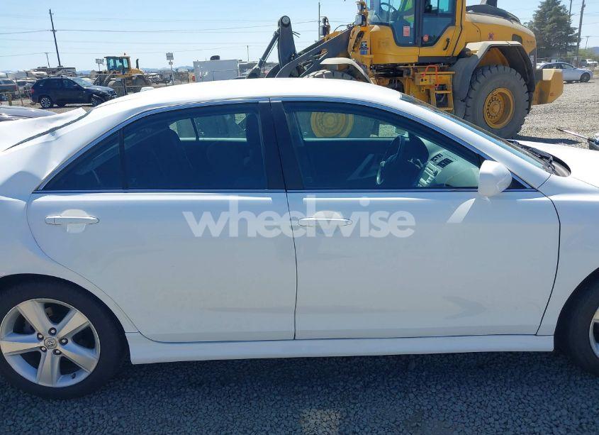 Photo 14 of 2011 Toyota Camry SE (VIN 4T1BF3EK2BU740143)