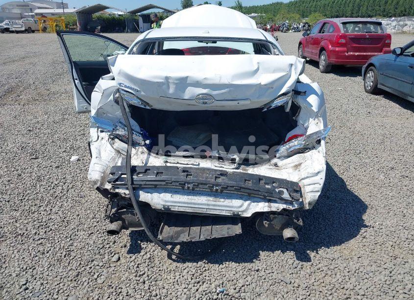 Photo 6 of 2011 Toyota Camry SE (VIN 4T1BF3EK2BU740143)