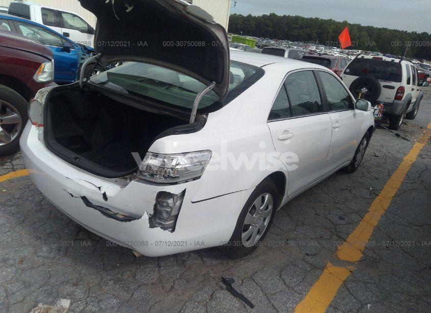 Photo 4 of 2011 Toyota Camry (VIN 4T1BF3EK2BU741440)