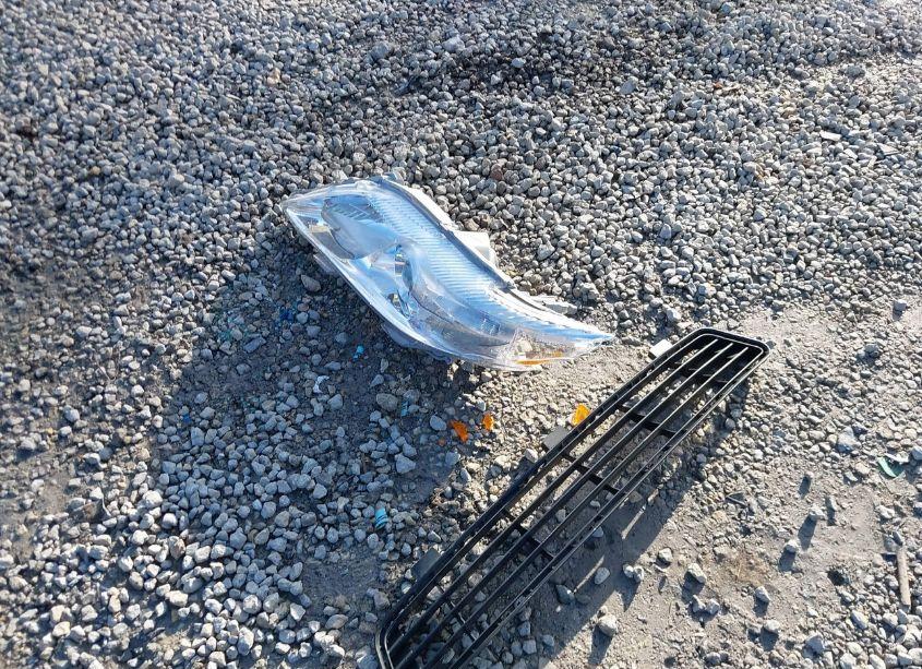 Photo 12 of 2011 Toyota Camry LE (VIN 4T1BF3EK2BU769772)