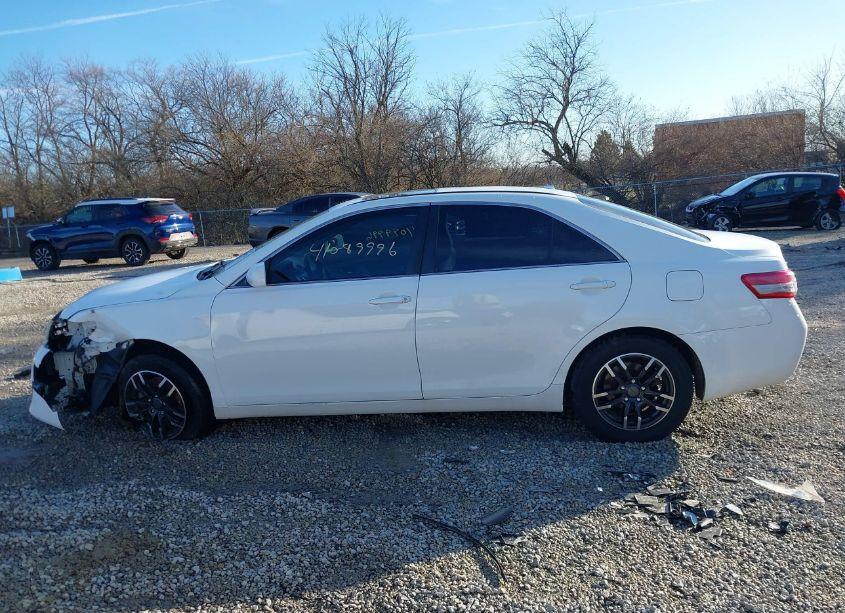 Photo 15 of 2011 Toyota Camry LE (VIN 4T1BF3EK2BU769772)