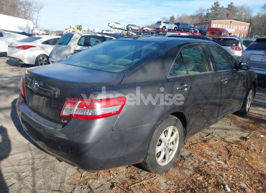Photo 4 of 2011 Toyota Camry LE (VIN 4T1BF3EK2BU771425)