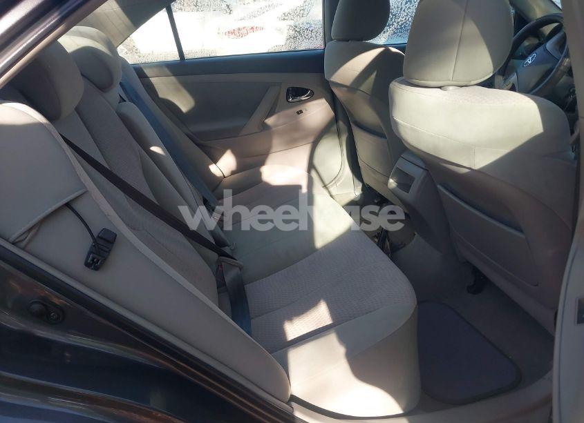 Photo 8 of 2011 Toyota Camry LE (VIN 4T1BF3EK2BU771425)