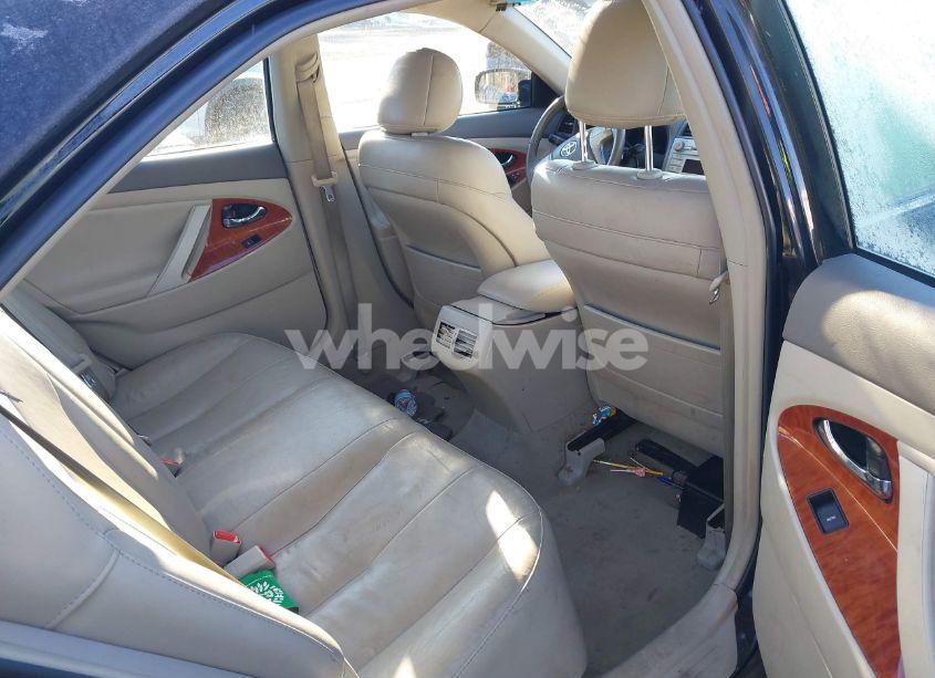 Photo 8 of 2011 Toyota Camry XLE (VIN 4T1BF3EK2BU774969)